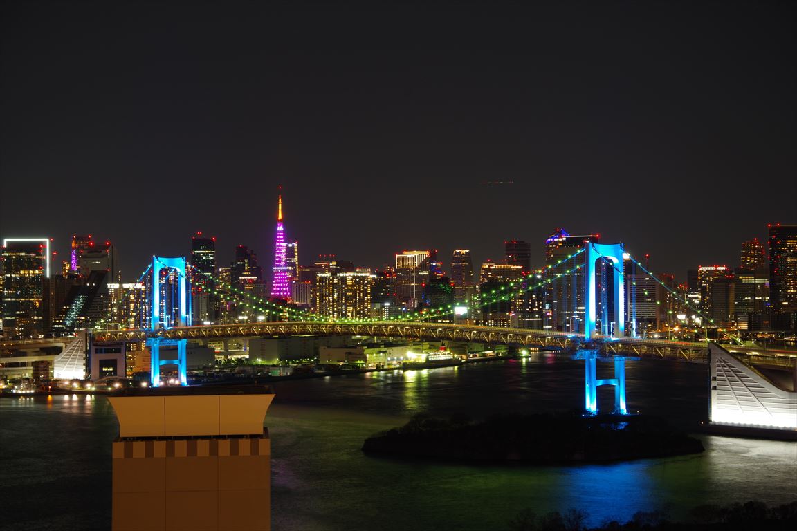 グランドニッコー東京台場　エグゼクティブフロアからの夜景