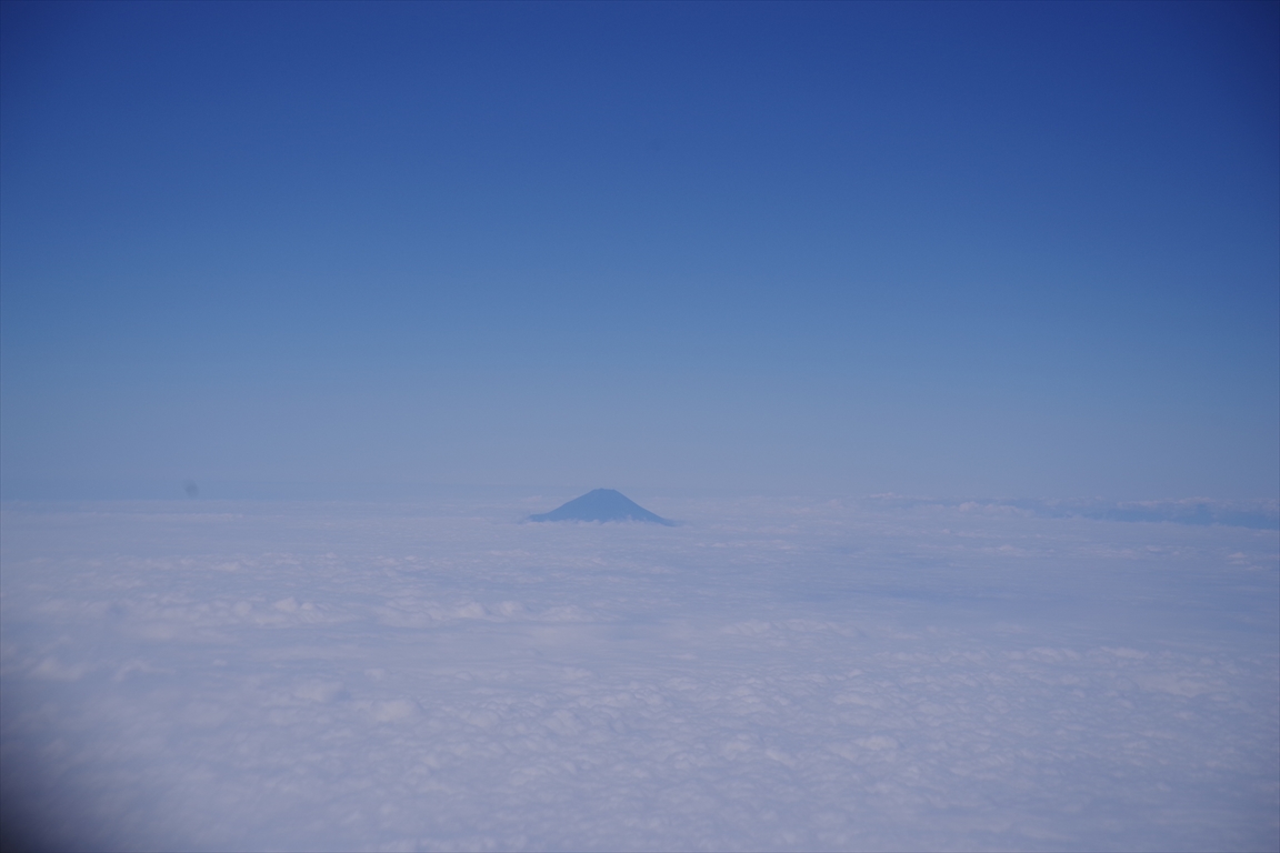 雲海と富士山　-週末物見遊山-